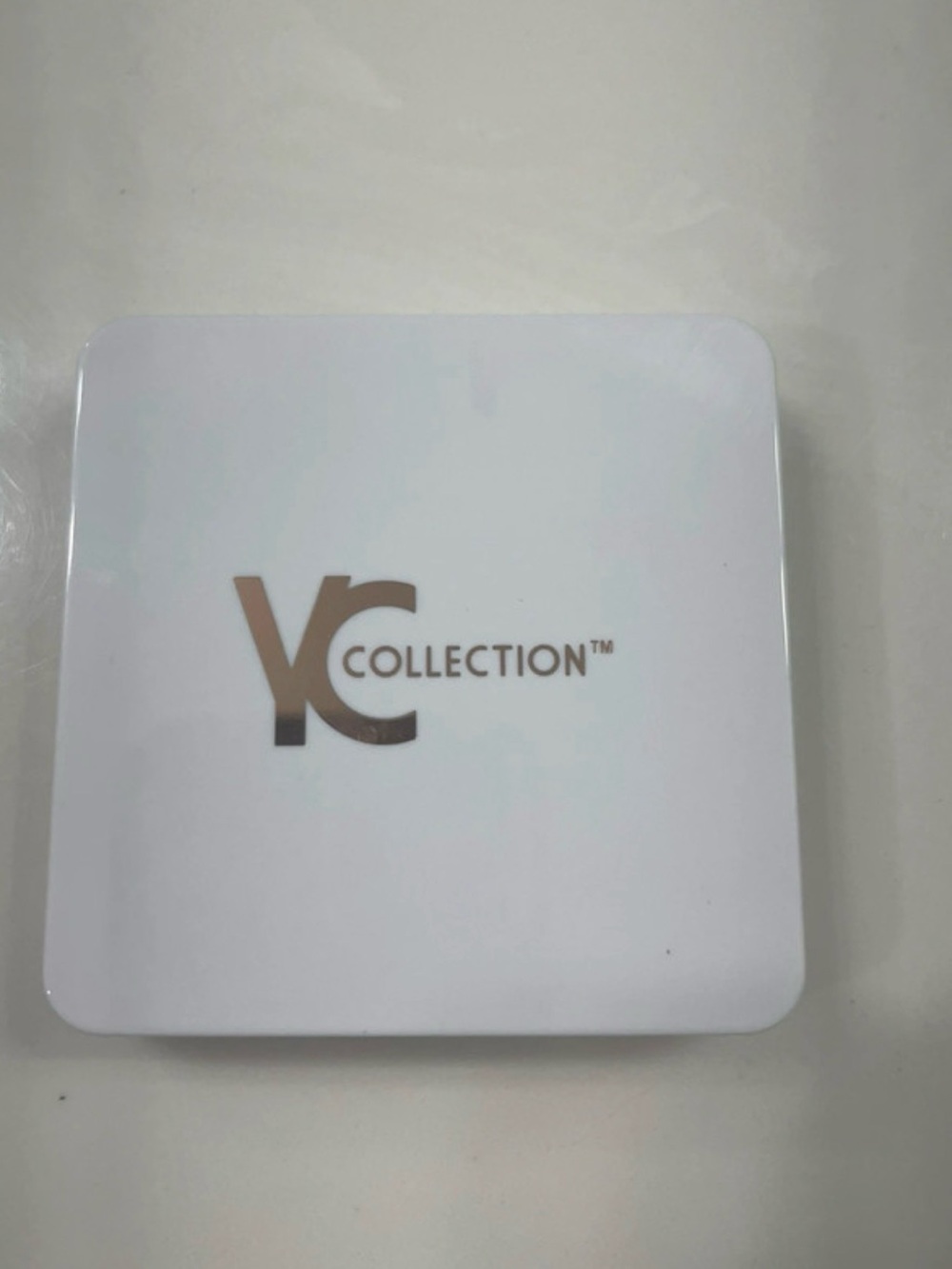 YC Collection Jireh Luminous Bronzing Powder & Contour Compact - Shade: Enough